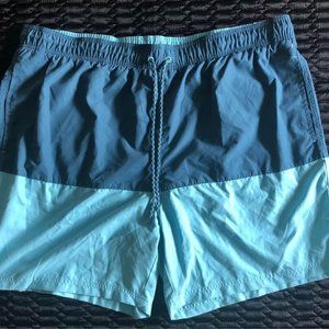 New Men’s swim  trunks 🩳 Sz 2x